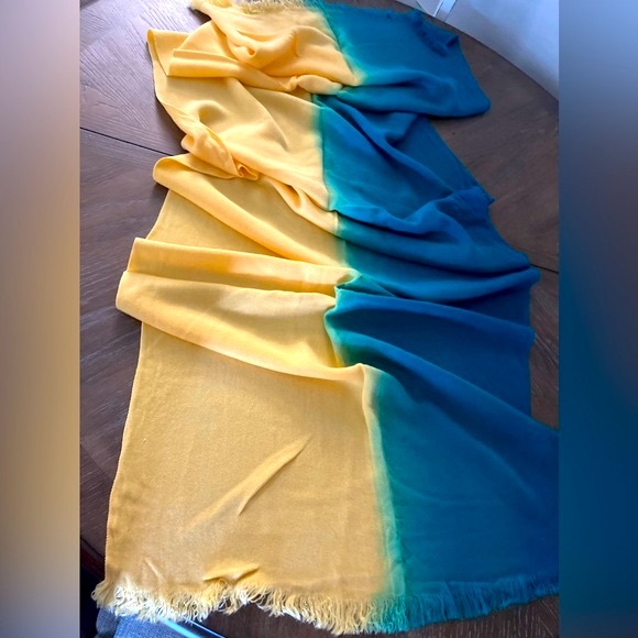 Yellow and Green Women's Scarf - Picture 6 of 8